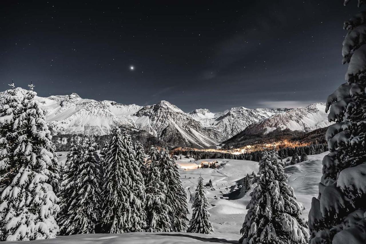 Hotel Alpensonne - Panoramazimmer & Restaurant Arosa Bagian luar foto