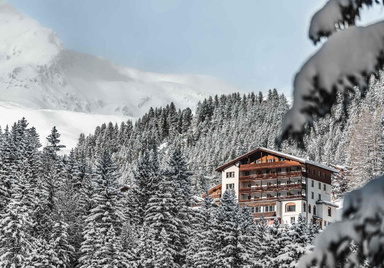 Hotel Alpensonne - Panoramazimmer & Restaurant Arosa Bagian luar foto